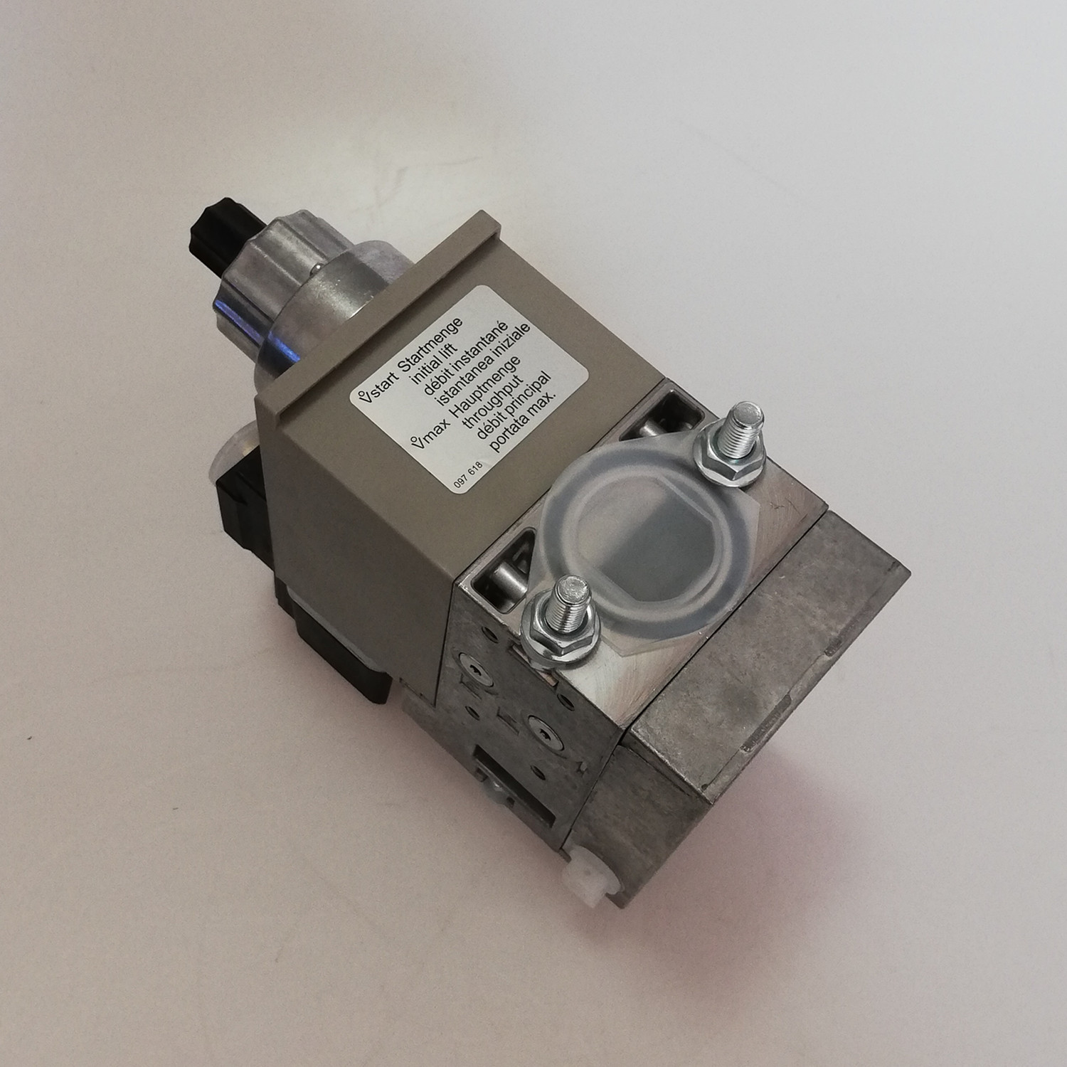 Original Gas Solenoid Valve Un - Heavy Equipment Unit 리뷰 및 가격