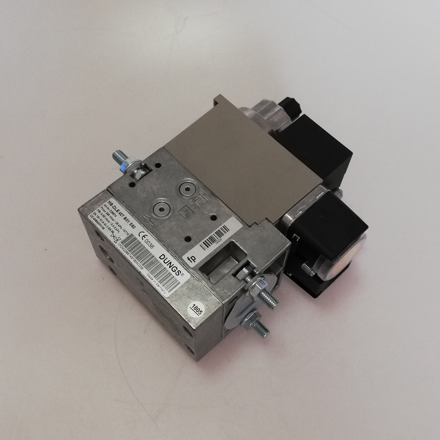 Original Gas Solenoid Valve Un - Heavy Equipment Unit 리뷰 및 가격